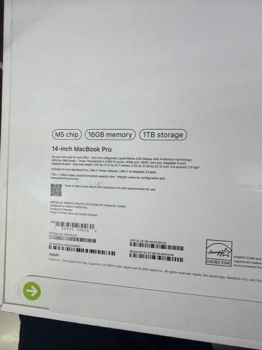 Macbook Pro 14 16/1tb M5