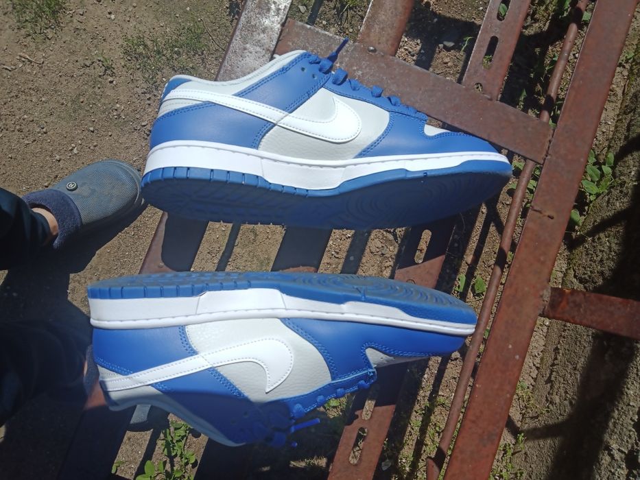 Vand adidasi Nike noua