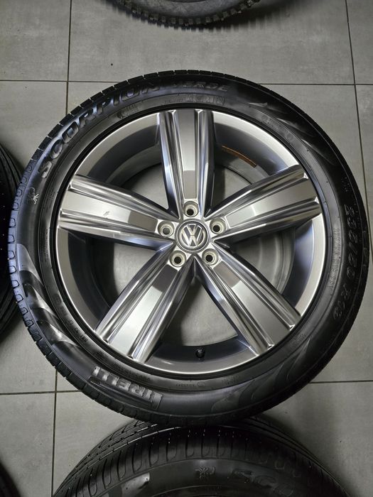 Set 4 roti Volkswagen Tiguan II Victoria Falls , originale r19