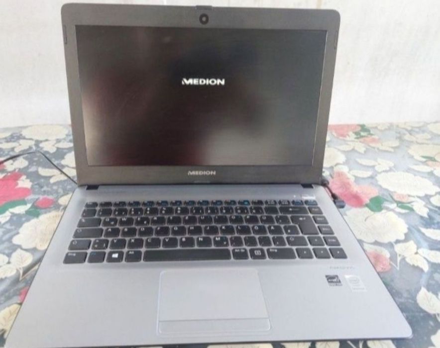 Laptop Medion Akoya