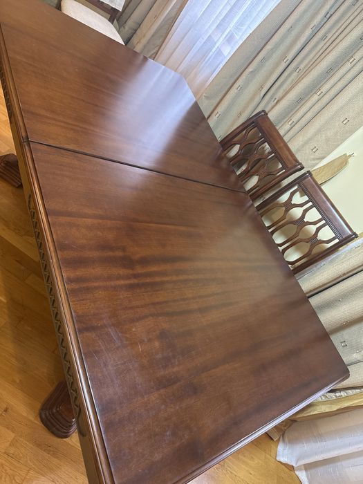 Стол обеденный, чистое дерево