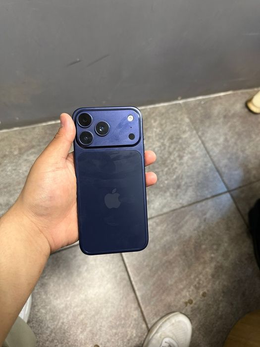 Iphon 17pro max 1теребайт()