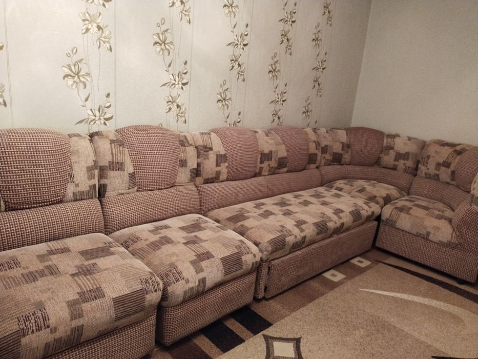 Продам! Мягкий б/у уголок