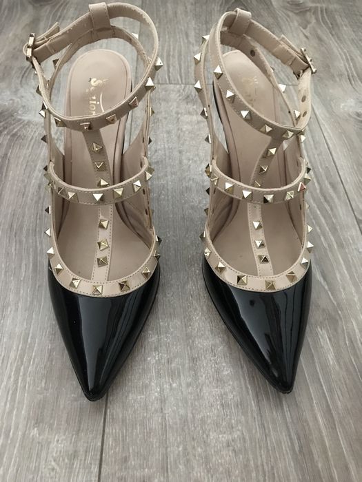 Pantofi decupați stiletto nr.39