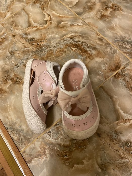 Detskiy bahor yozgi oyoq kiyim