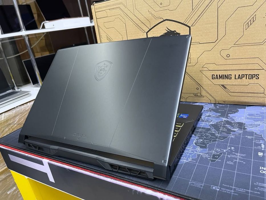 Игровой MSI Katana 15 Core i7-13620H/16GB/SSD 1 TB/RTC4070 8GB