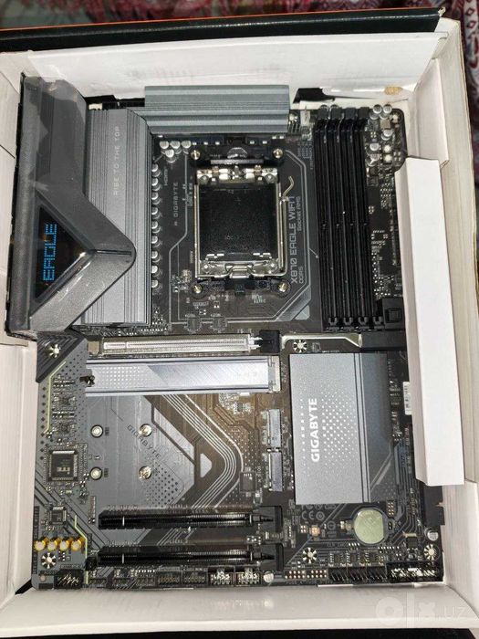 RTX 5070 Ti Msi Trio + AMD Ryzen 7 7800X3D + Gigabyte X870 EAGLE WIFI7