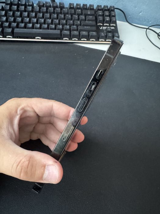 Продам iphone 14 pro max 512