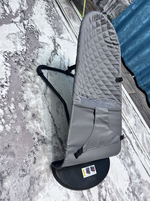Продам шезлонг 4500