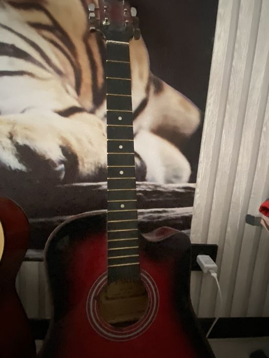 Продам две гитары