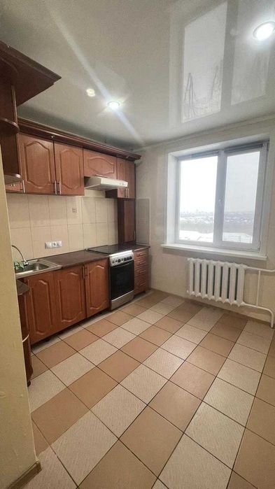 продам 2 ком квартиру РН 20 МКР