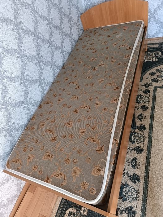 Продам крова односпальную