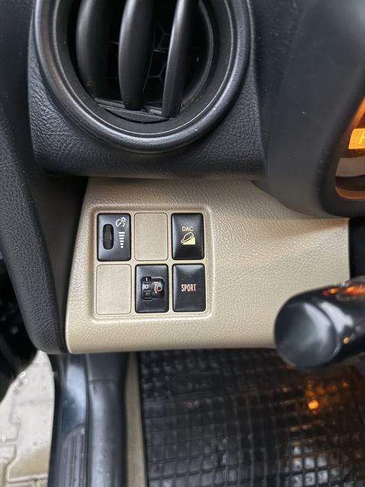 Toyota rav4 D-cat