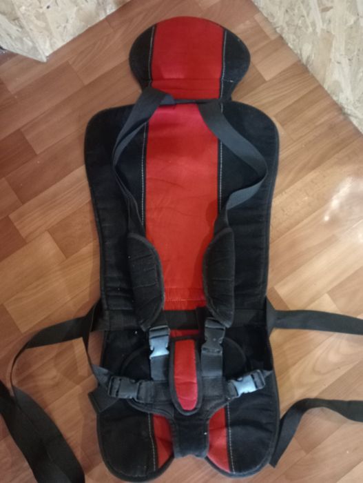 Детское удерживающее устройство