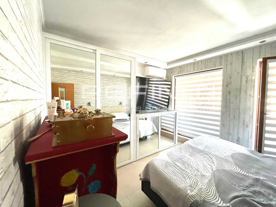 Продава се Двустаен апартамент в Бургас, Сарафово - 104 кв.м за 1635 €/кв.м - Снимка #17