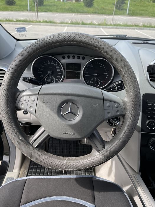 Продавам MERCEDES ML 320 CDI
