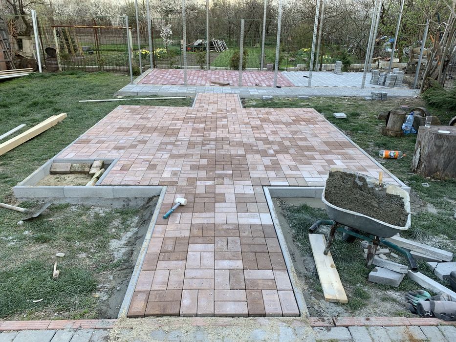 Bransament apa,montaj pavele,Săpături manuale,fose,canalizare,camine