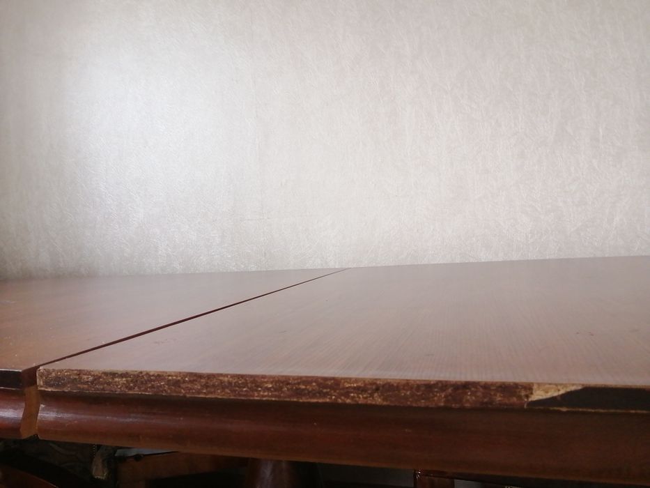 Продаётся Гостевой стол