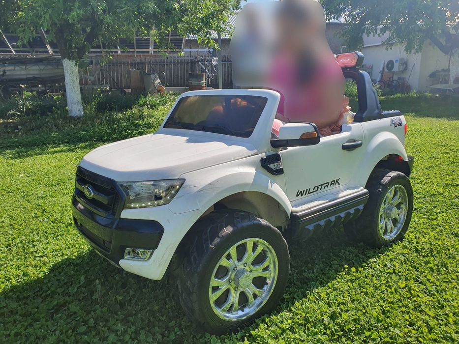 Masinuta electrica copii Ford Ranger 4x4, acceleratie progresiva, compatibila baterii Makita, alba 21V Li Ion