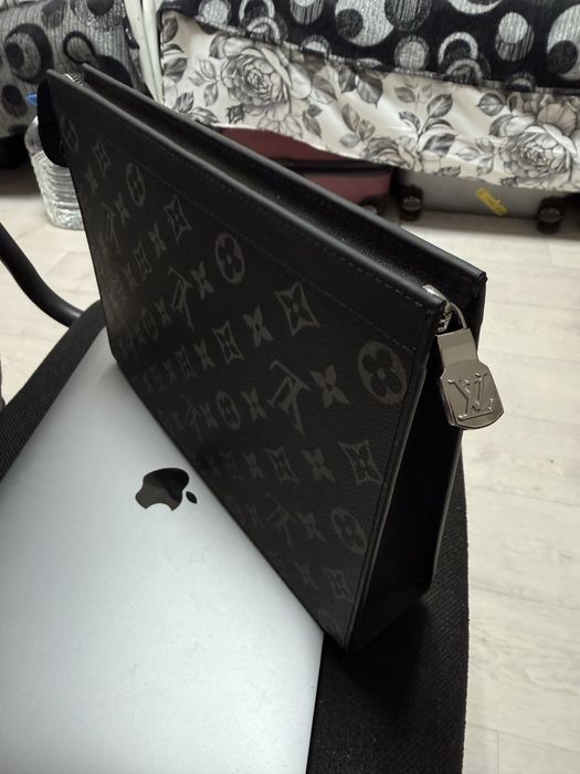 Louis Vuitton Voyage MM Monogram Eclipse Canvas Pochette