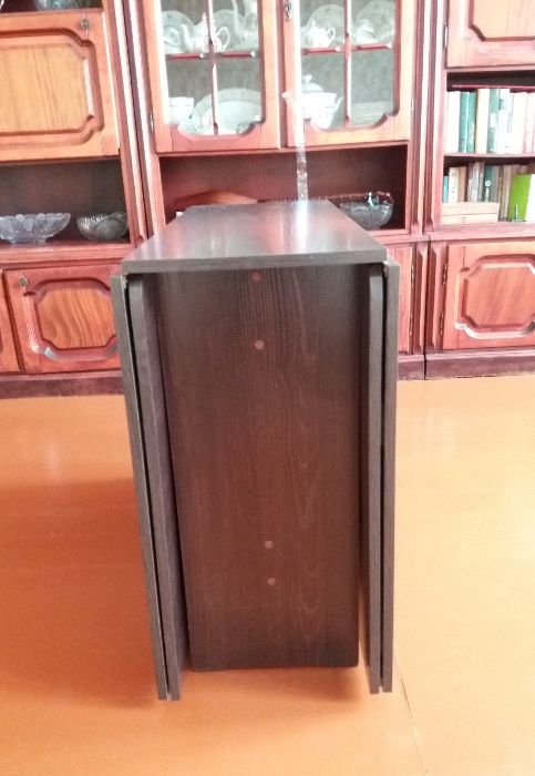 Столы-Трансформеры. Новые. (Вместимость ~ 20 человек)