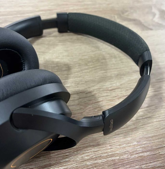 Безжични слушалки Creative Zen Hybrid Pro