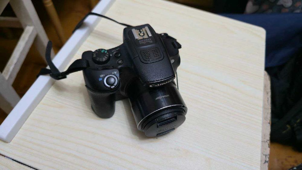 лучший Canon SX60 HS