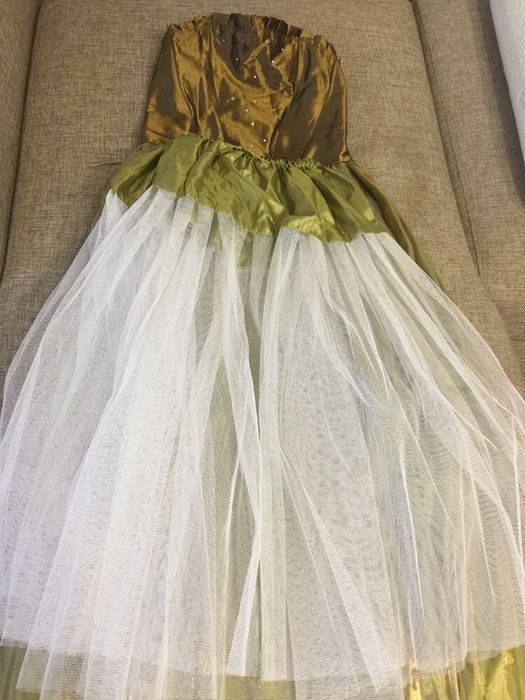 Продаётся детское платье на 8 и более лет