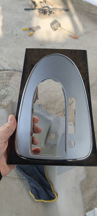 На Мерседес 211 авангард