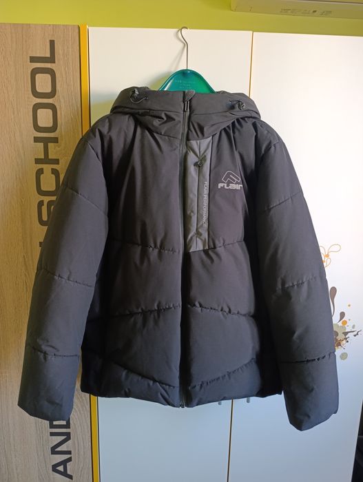 Яке Flair – НОВО, ЗИМНО