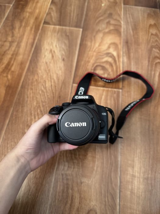 Продам камеру CANON EOS 1000D