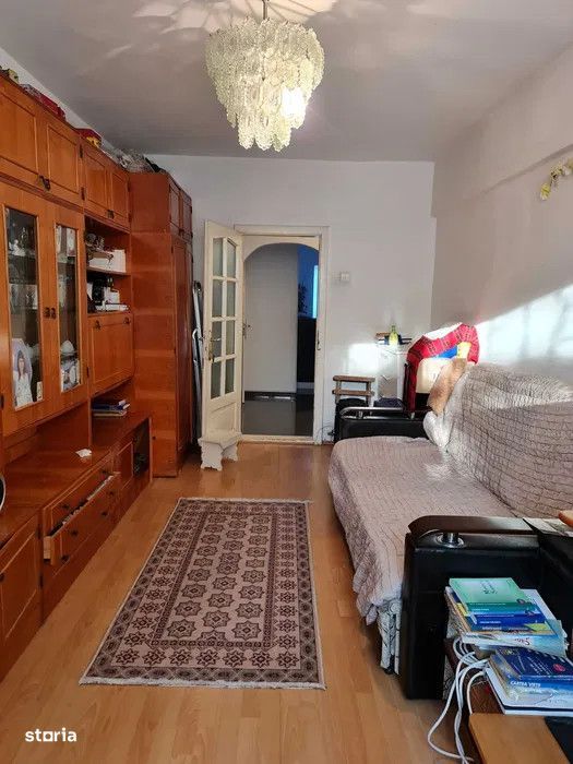 Vand apartament 3 camere, Dambu Rotund