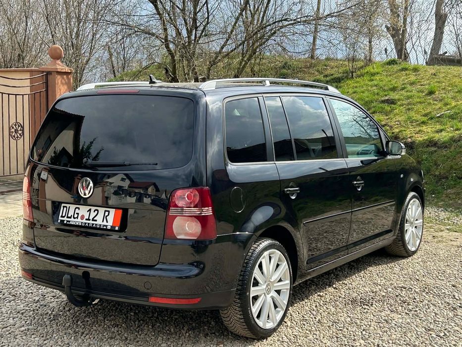 Volkswagen Touran 3X R-line 7 Locuri 2009 2.0 Diesel 170 CP