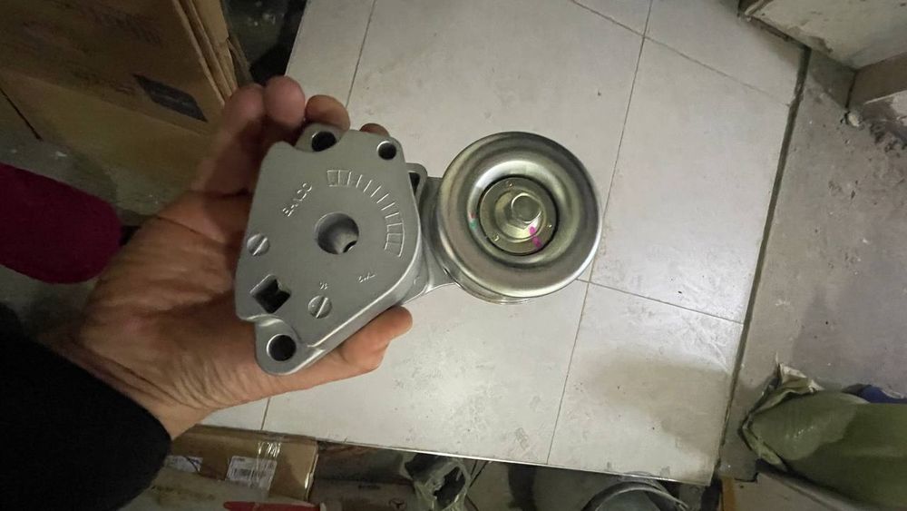 Продам новый запчасти на TOYOTA MITSUBISHI