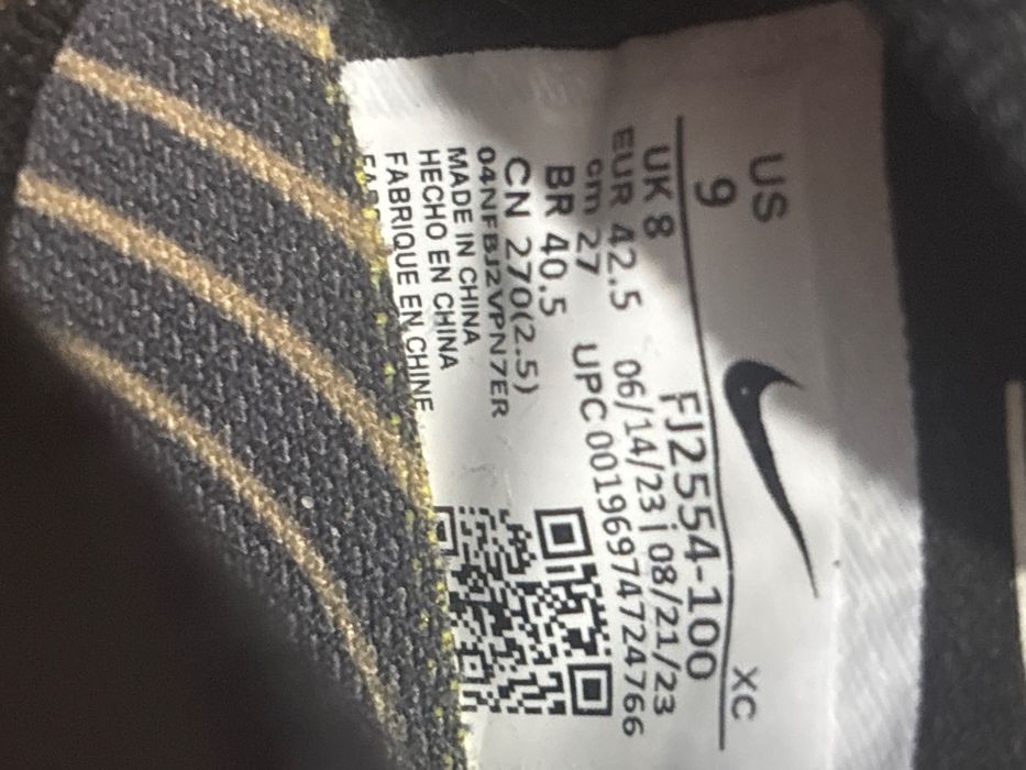 Здравейте продава бутонки nike phantom gx най-висок клас номер 42.5