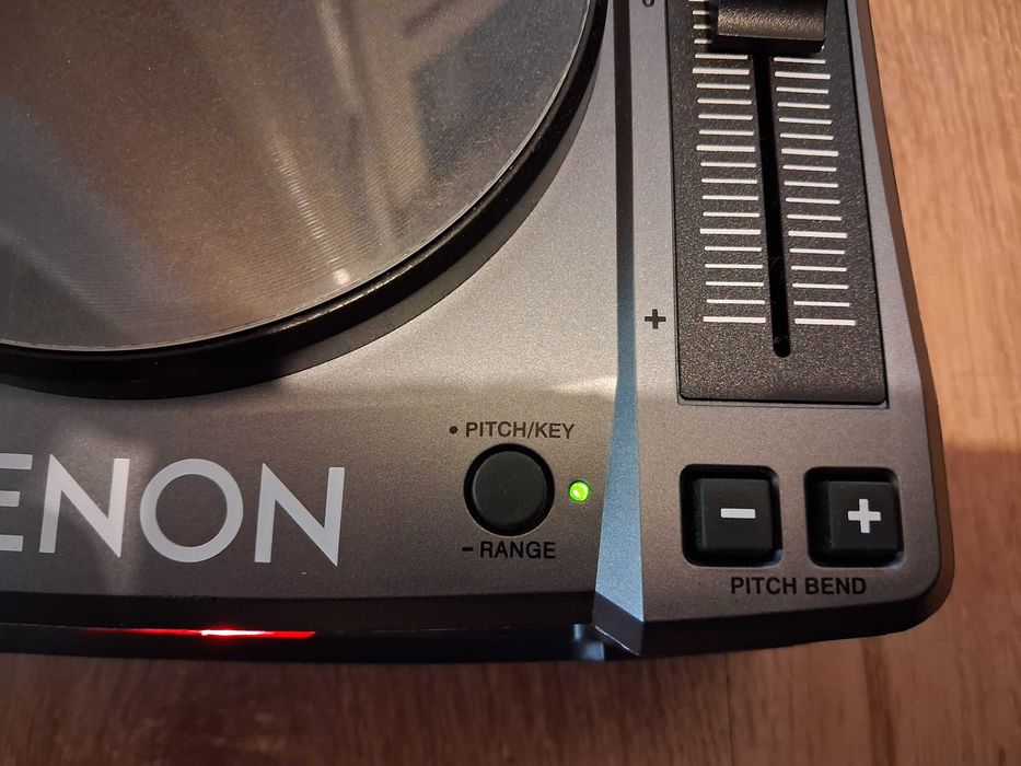 CD плеър DENON DN-S1000
