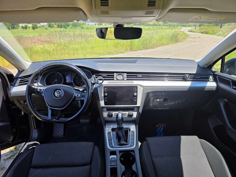 VOLKSWAGEN Passat 2019 — imagine 4
