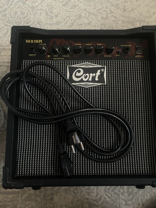 Комбоусилитель гитарный