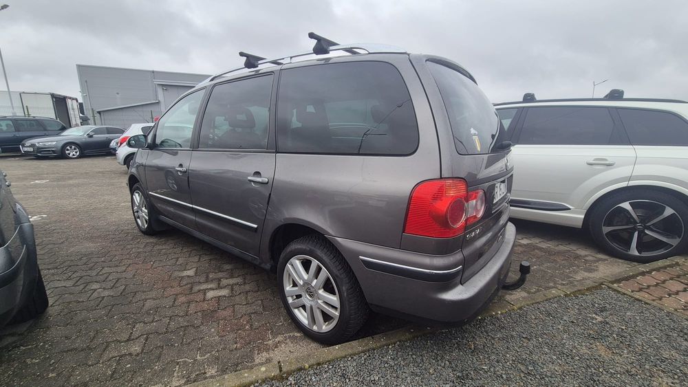 Volkswagen Sharan - 2007 - 2.0 TDI 140Cp E4 - Clima * Scaune Încălzite * Cârlig Omologat 2T