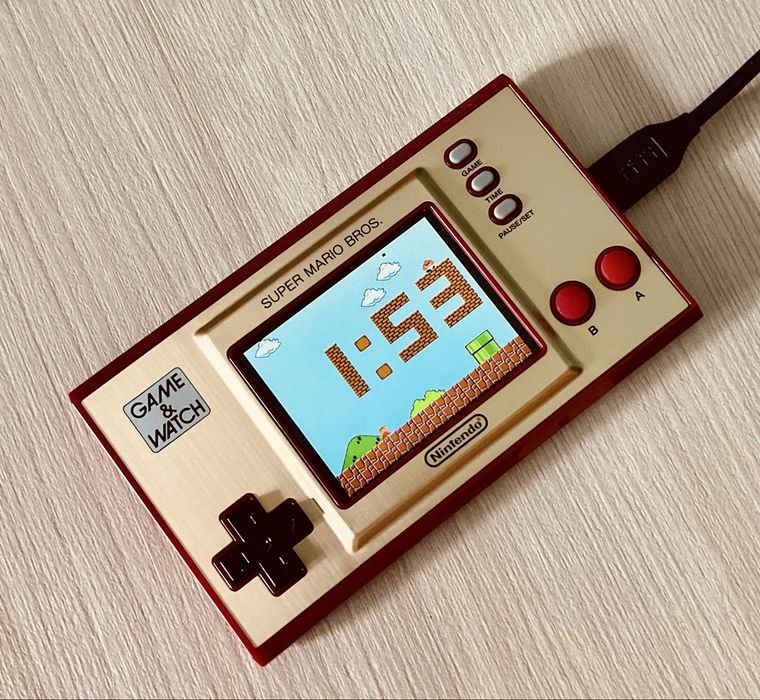 Nintendo Game & Watch: Super Mario Bros. сатылады