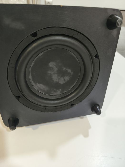 Продавам JBL Soundbar BAR2.1