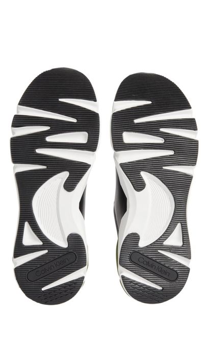 Vând adidași sport CALVIN KLEIN