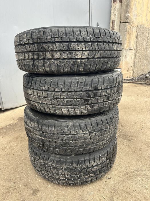 16,5x112 Audi,VW с зимни гуми 195/60/16C Falken tv