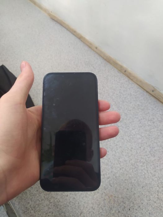 Айфон 13 с коробкой и всеми документами