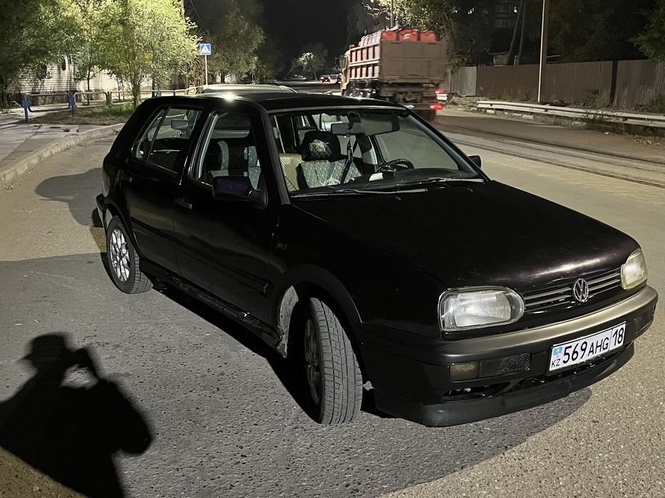 Продам Golf 3 1,8 моник