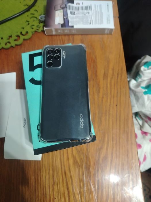 Продам Oppo Reno 5