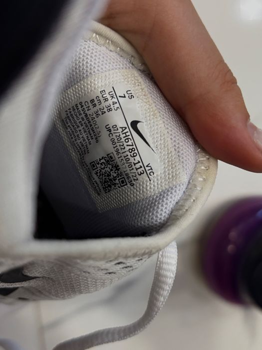 Дамски спортни обувки Nike