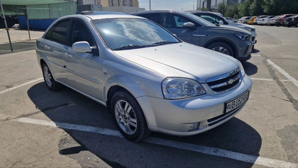 2013й матор 1.6 ласетти сотилади