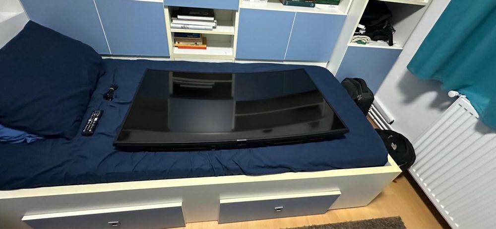 Vand TV Samsung curbat 4 K led