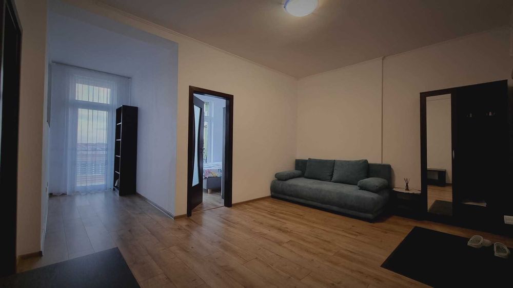 Se inchiriaza apartament 2 camere in bloc cu lift